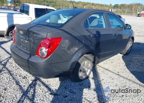 2013 Chevrolet Sonic Ls Auto z USA, uszkodzony, nr VIN 1G1JA5SH0D4160064